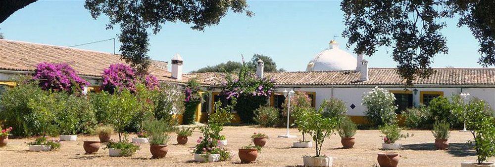 Alojamiento Rural Historico El Vaqueril Hotel Caceres Exterior photo