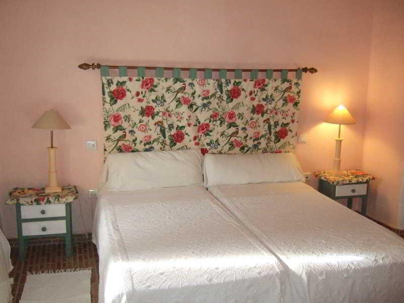 Alojamiento Rural Historico El Vaqueril Hotel Caceres Exterior photo